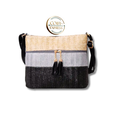 Sac bandouliere raphia et pompon noir